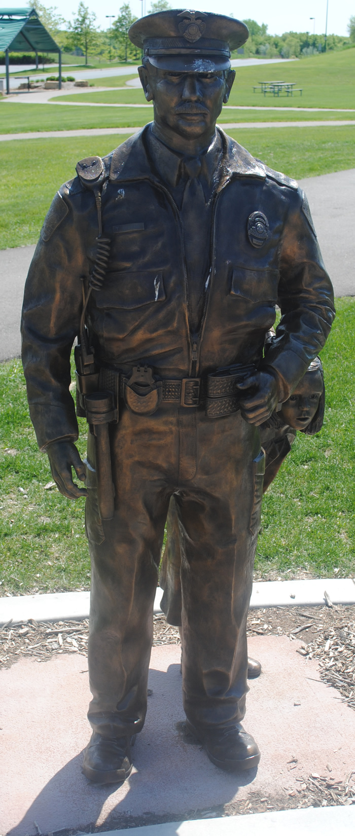 Law Enforcement Statue